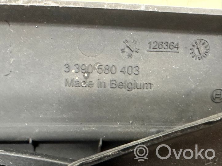 Volkswagen Touareg II Bras d'essuie-glace avant 7P0955410B