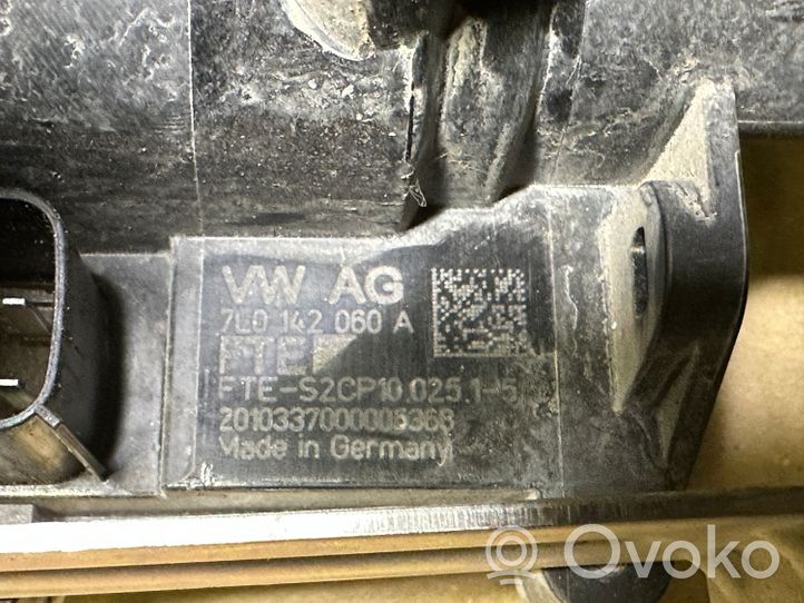 Volkswagen Touareg II Avattavan katon hydraulipumppu 7L0142060A