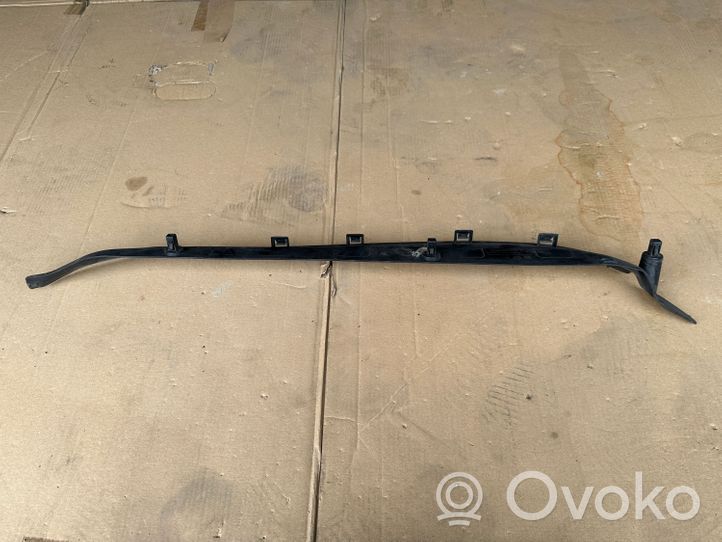 Volkswagen Touareg II Fender end trim 7P6821112B