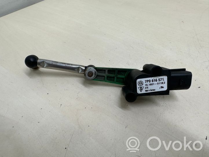 Volkswagen Touareg II Sensore di livello altezza posteriore sospensioni pneumatiche 7P0616571