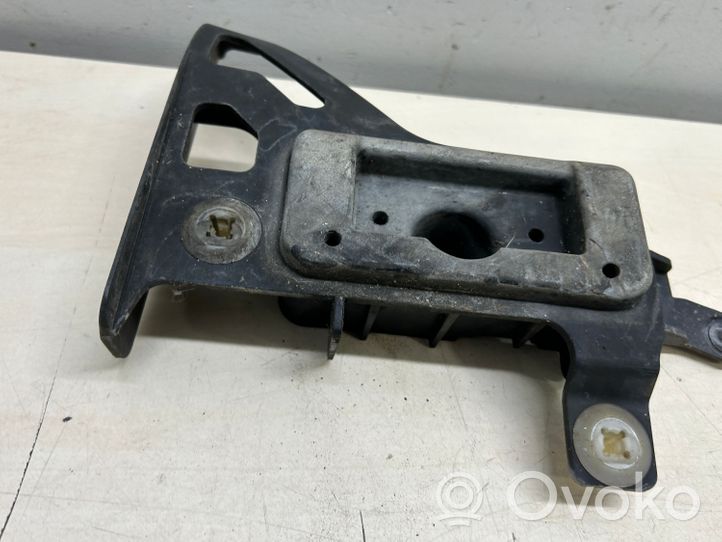 Porsche Cayenne (92A) Base della presa Jacking 7P5802829A