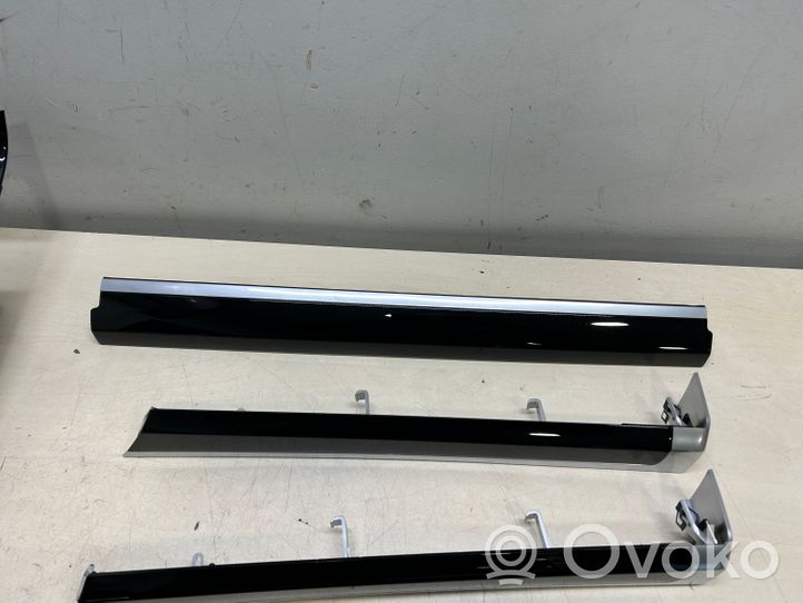 Porsche Cayenne (92A) Rivestimento del vano portaoggetti del cruscotto 7P5867420