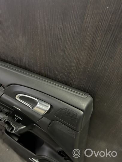 Porsche Cayenne (92A) Garniture panneau de porte arrière 7P5867211