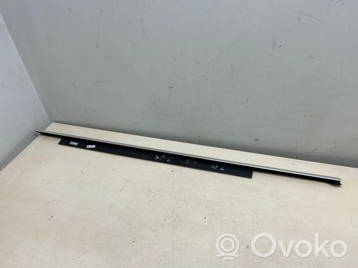 Audi A8 S8 D4 4H Moulures des vitres de la porte arrière 4H0853763D