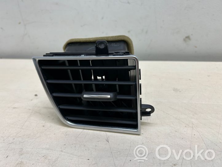 Audi A8 S8 D4 4H Griglia di ventilazione centrale cruscotto 4H1820951A