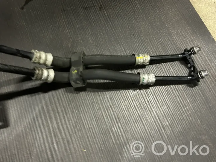 Volkswagen Touareg II Tuyau de refroidissement d'huile de boîte de vitesses 7P0317801E