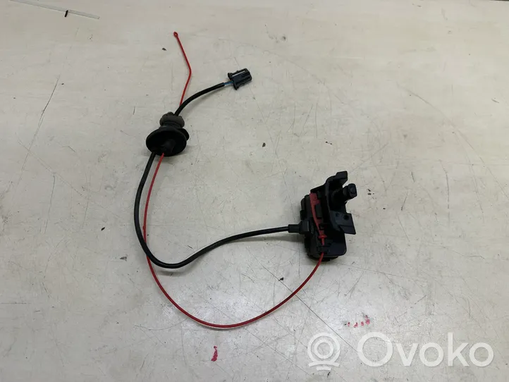 Audi A8 S8 D4 4H Verrouillage du bouchon du réservoir de carburant 4H0810773C