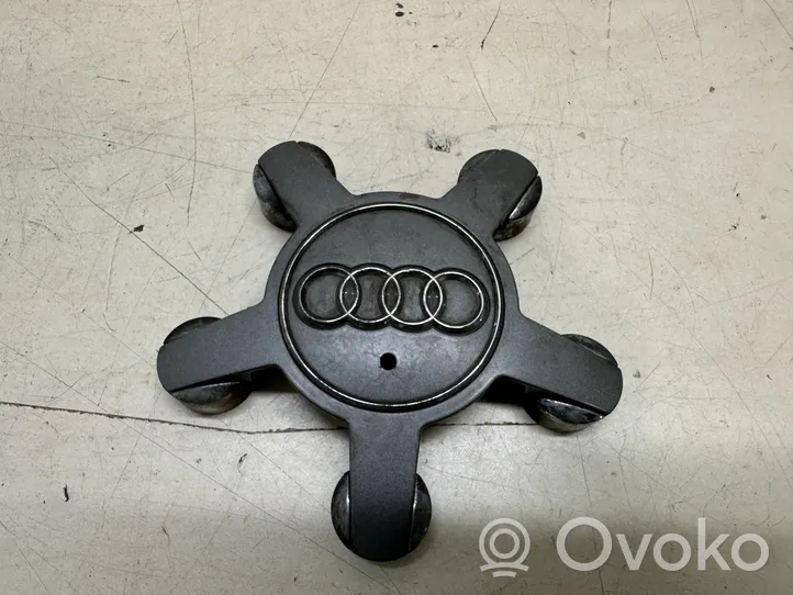 Audi A8 S8 D4 4H Крышка крышки колпачка 4F0601165N