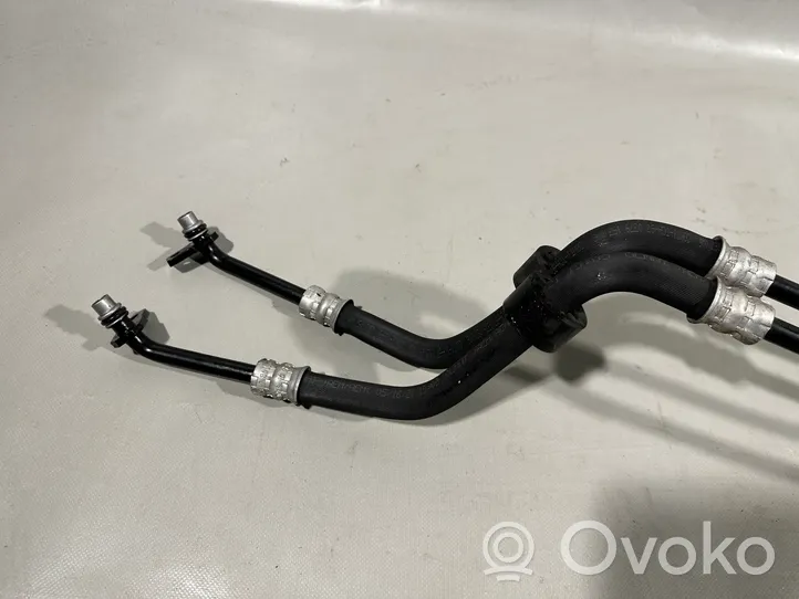 Porsche Cayenne (92A) Tubo flessibile del radiatore dell’olio del cambio 7P0317801D