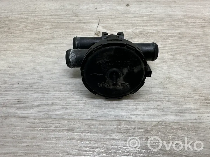 Volkswagen Touareg II Coolant heater control valve 7D0121805A