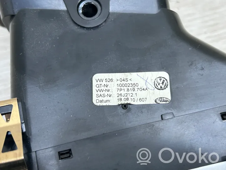 Volkswagen Touareg II Kojelaudan hansikaslokeron lista 7P1857190A