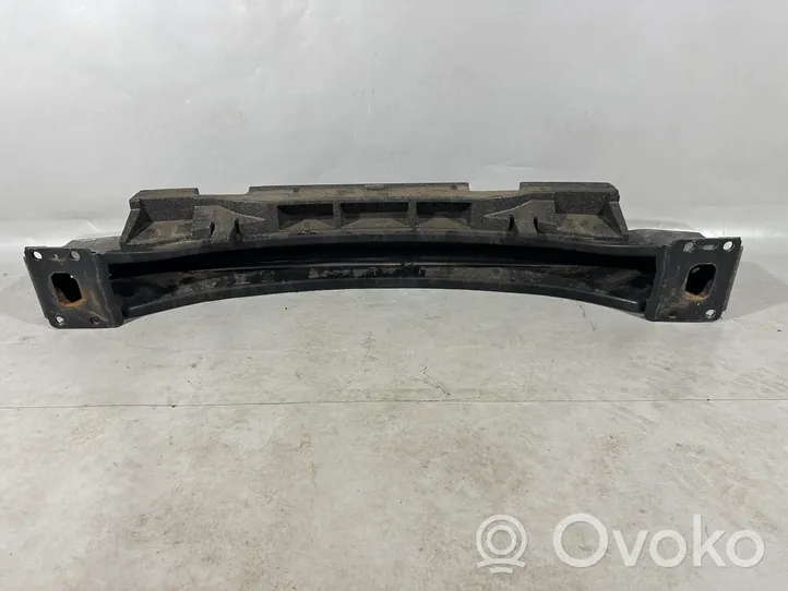 Volkswagen Touareg II Aizmugurē bampera balka 7P0807309