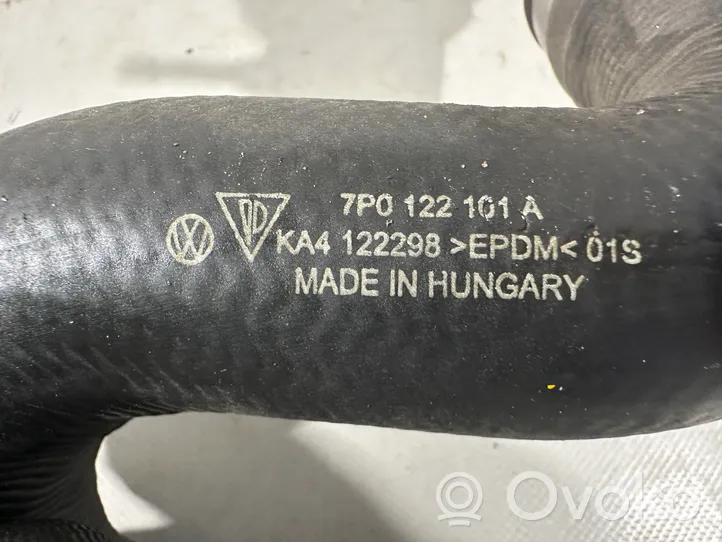 Volkswagen Touareg II Przewód / Wąż chłodnicy 7P0122101A