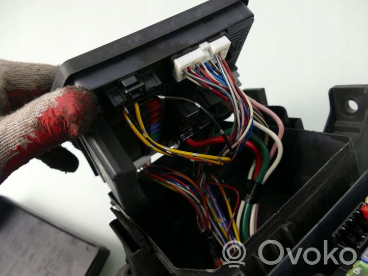 Nissan Qashqai+2 Fuse box set 24383JD00A