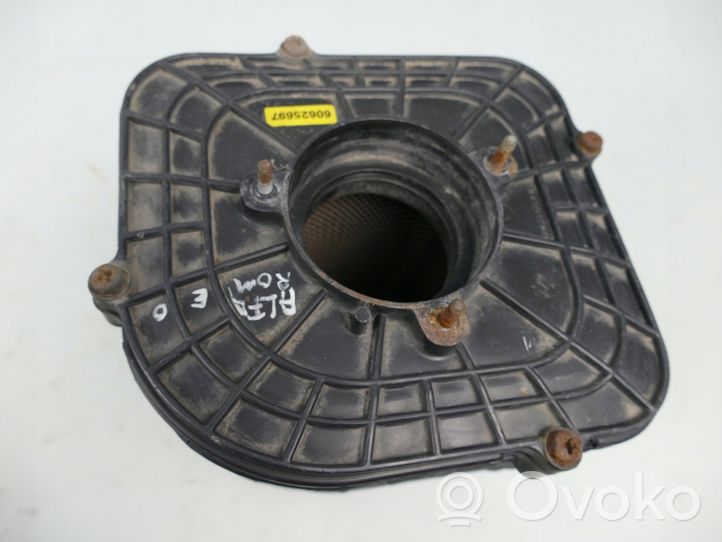 Alfa Romeo 166 Scatola del filtro dell’aria 60606821