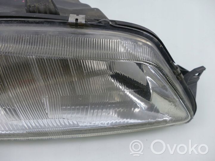 Peugeot 306 Phare frontale 60975830