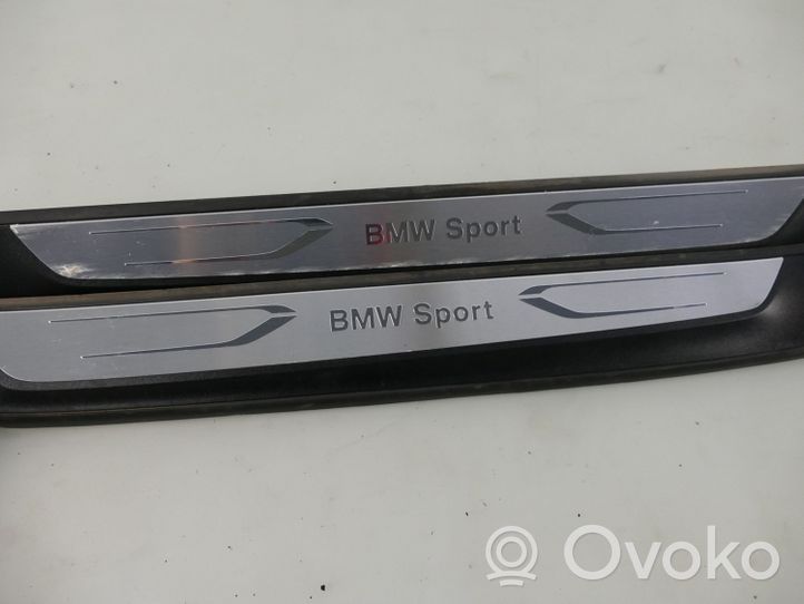 BMW X1 E84 Etukynnys (korin osa) 7318565
