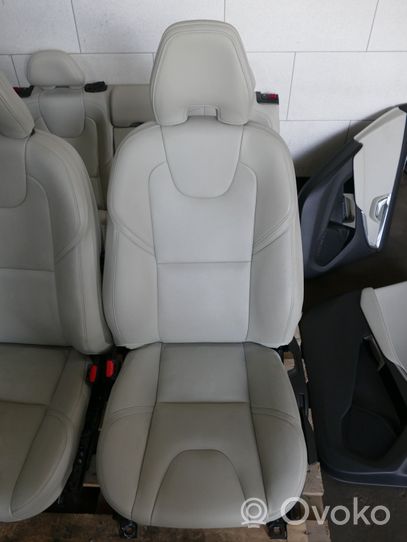 Volvo V40 Kit intérieur 