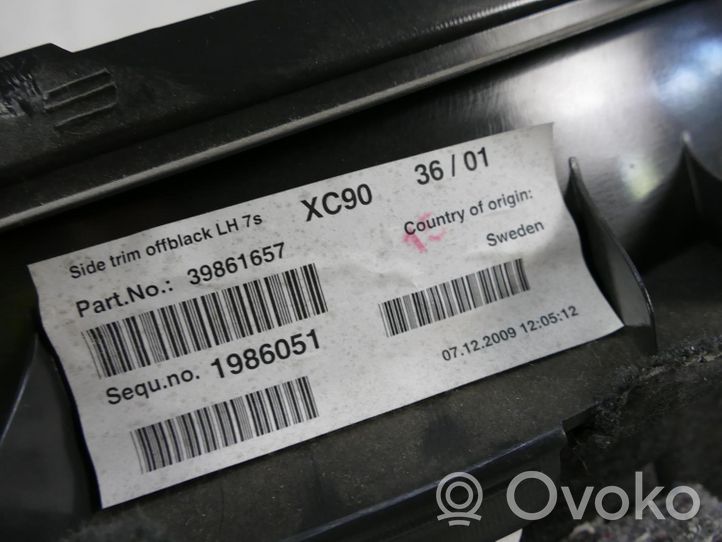 Volvo XC90 Boczek / Tapicerka / bagażnika 39861657