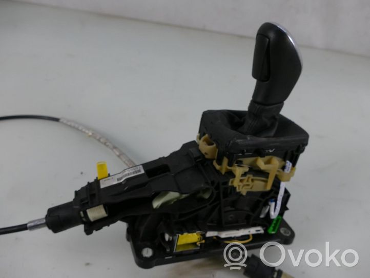 Volvo XC60 Gear selector/shifter in gearbox 31325216