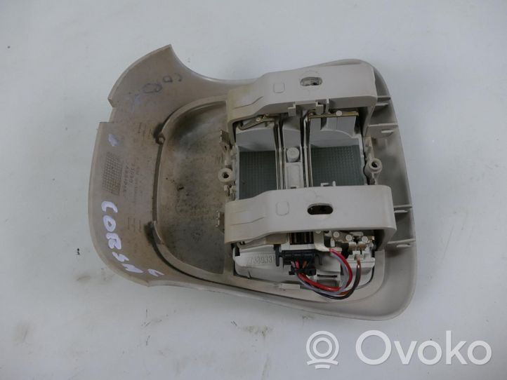 Chevrolet Corsa Lampka podsufitki tylna 273893313