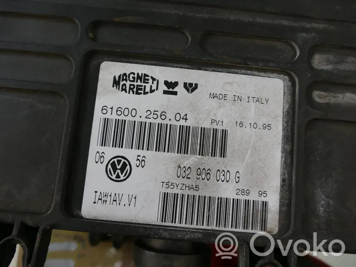 Volkswagen Golf III Sterownik / Moduł ECU 032906030G