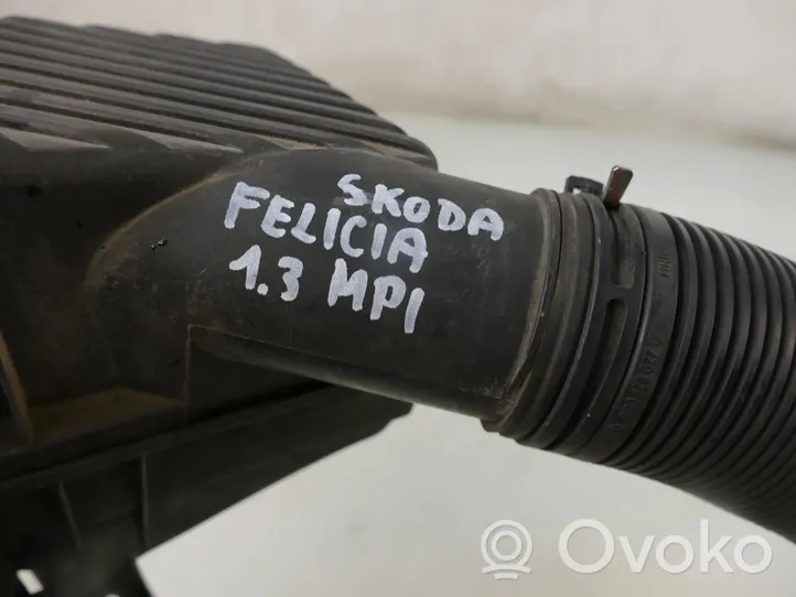 Skoda Felicia II Obudowa filtra powietrza 6U0129607B