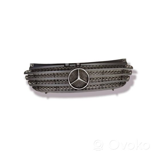 Mercedes-Benz Vito Viano W639 Etupuskurin ylempi jäähdytinsäleikkö A6398800185