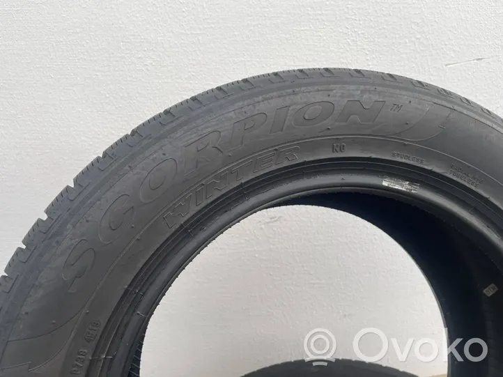 Porsche Macan Pneumatico invernale R18 