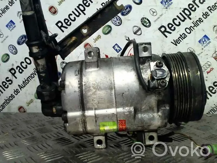 Audi 80 90 S2 B4 Ilmastointilaitteen kompressorin pumppu (A/C) 8A0260305AB