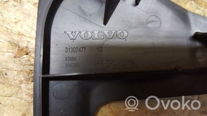 Volvo V40 Cache serrure de hayon/coffre arrière 31307477