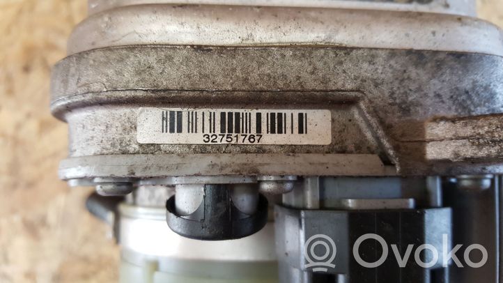 Volvo V50 Ohjaustehostimen pumppu 30776168