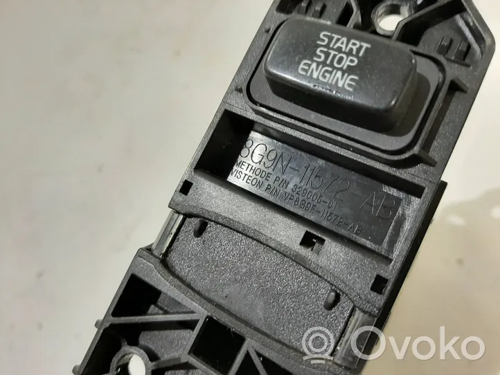 Volvo XC60 Czytnik karty 32900501