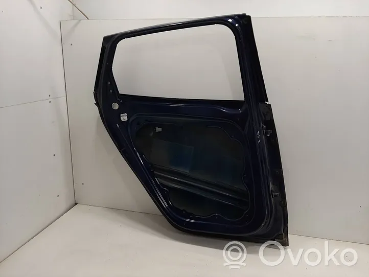 Volvo V40 Aizmugurējās durvis 