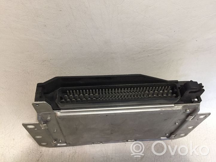 Audi A4 S4 B6 8E 8H Corps de soupape de boîte de vitesses 8E0927156L