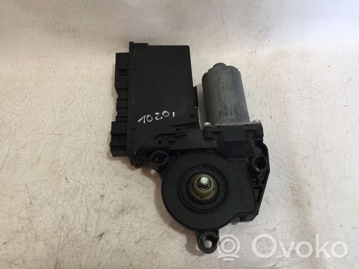 Audi A4 S4 B7 8E 8H Motorino alzacristalli della portiera posteriore 8E2959802E