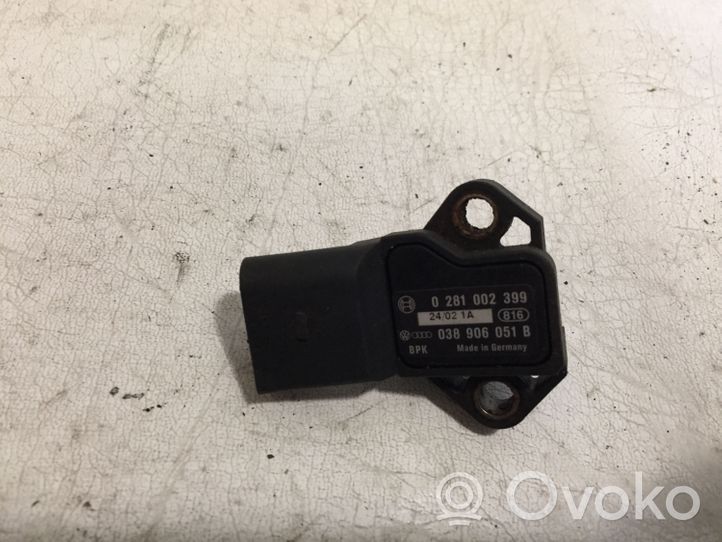 Audi A2 Sensore di pressione 038906051B