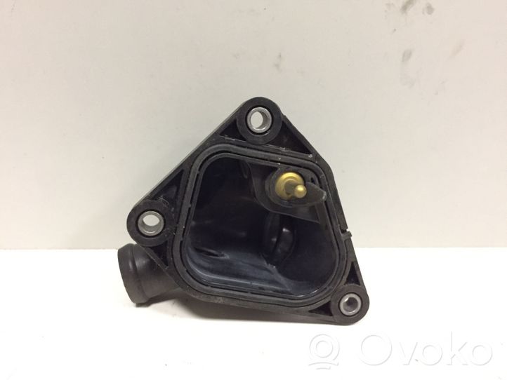 BMW 1 F20 F21 Termostaatin kotelo 11537600586