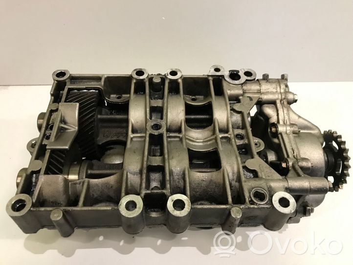 Ford Mondeo MK IV Pompe à huile 9636898580