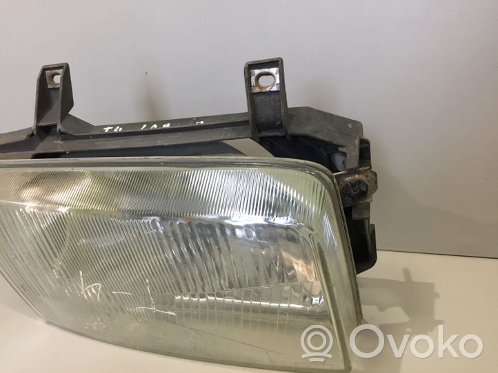 Volkswagen Transporter - Caravelle T4 Lampa przednia 7R0144438