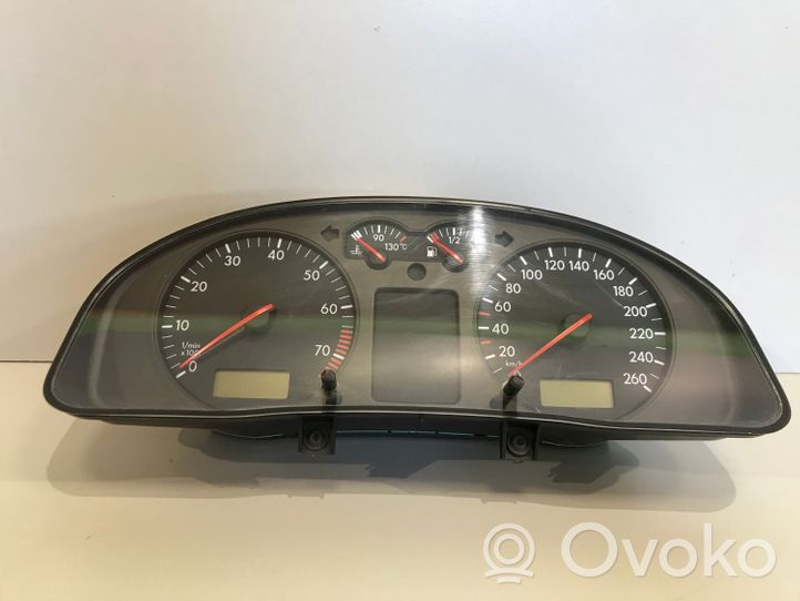 Volkswagen PASSAT B5 Compteur de vitesse tableau de bord 3B0919861B