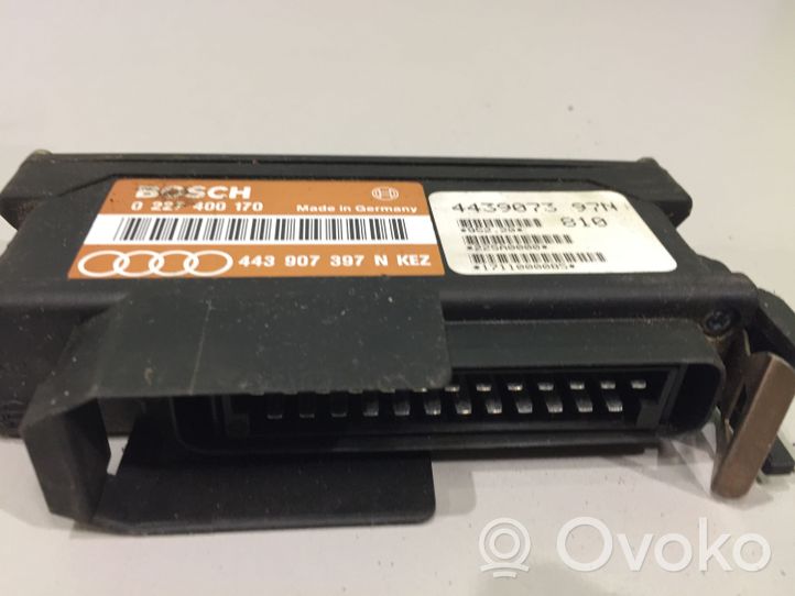 Audi 100 200 5000 C3 Autres unités de commande / modules 443907397N