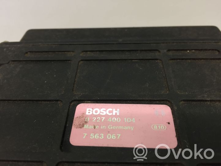 Saab 9000 CS Calculateur moteur ECU 0227400104