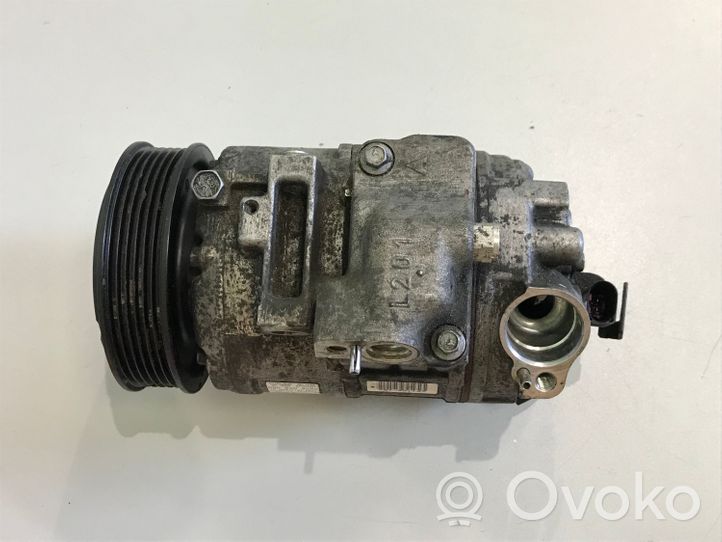 Volkswagen Polo IV 9N3 Compressore aria condizionata (A/C) (pompa) 6Q0820808D