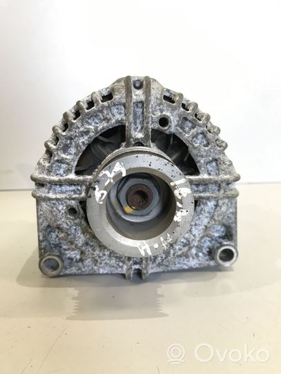 Opel Astra H Generatore/alternatore 0124425005