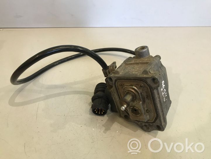 Audi A6 S6 C4 4A Pompa ad alta pressione dell’impianto di iniezione 2464463290