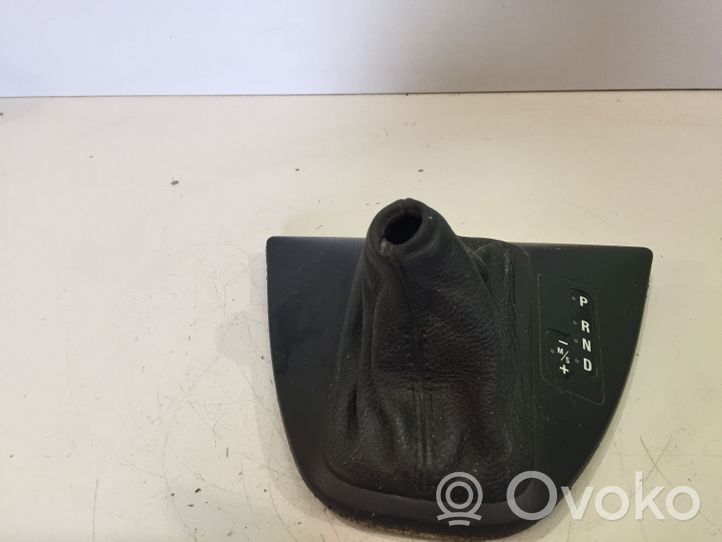 BMW X5 E53 Rivestimento in plastica cornice della leva del cambio 51168245924