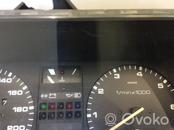 Volkswagen PASSAT B2 Speedometer (instrument cluster) 321919033PN