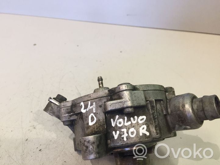 Volvo V70 Pompe à vide 08699237