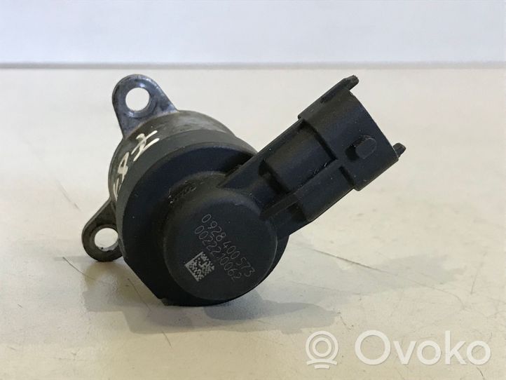 Volvo XC90 Régulateur de pression de carburant 0928400573